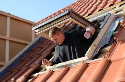 Pose de fenêtres de toit Velux à Calorguen